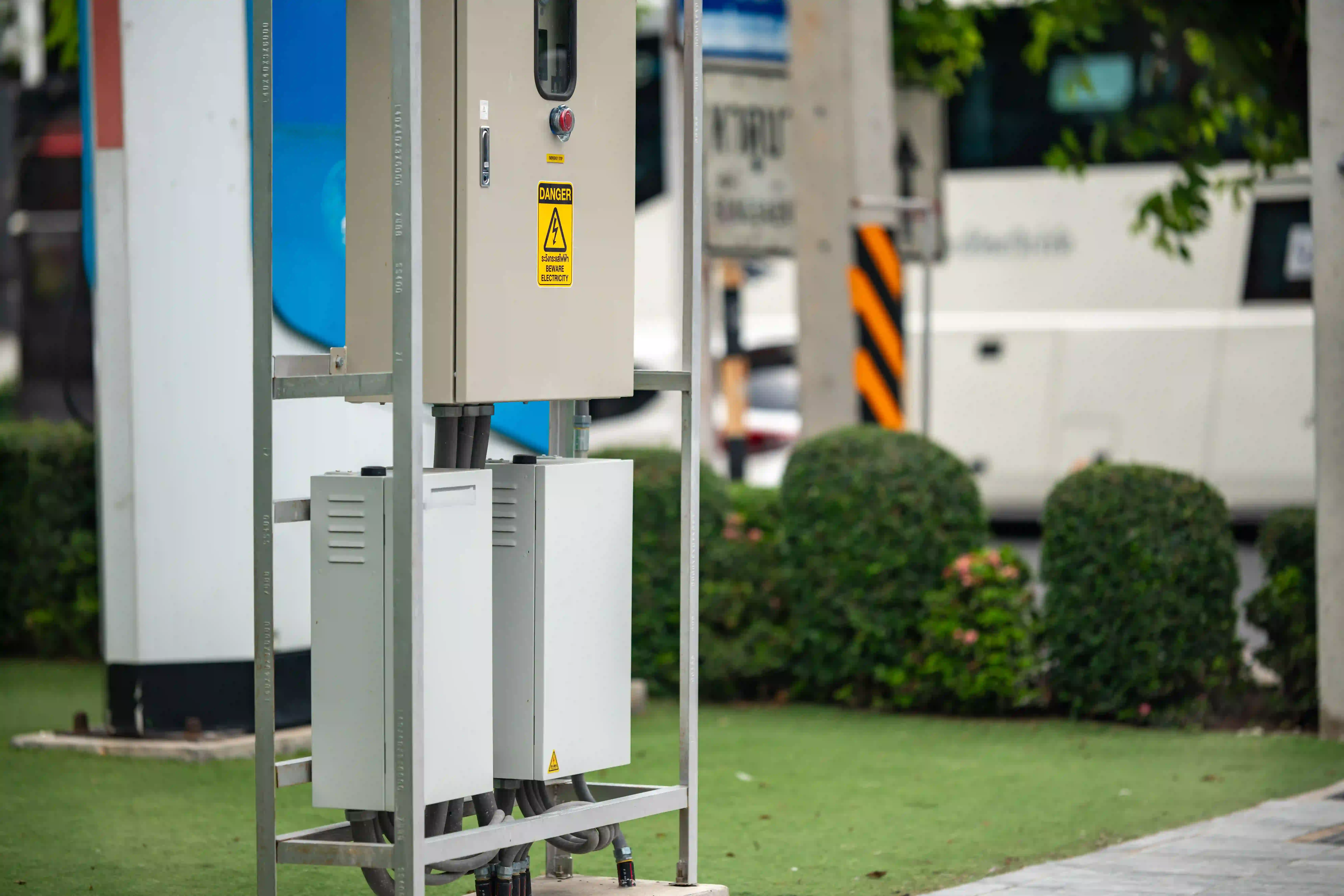 Building a Home Battery From a Salvaged EV Pack Used to Be a Great Deal. Not Anymore.