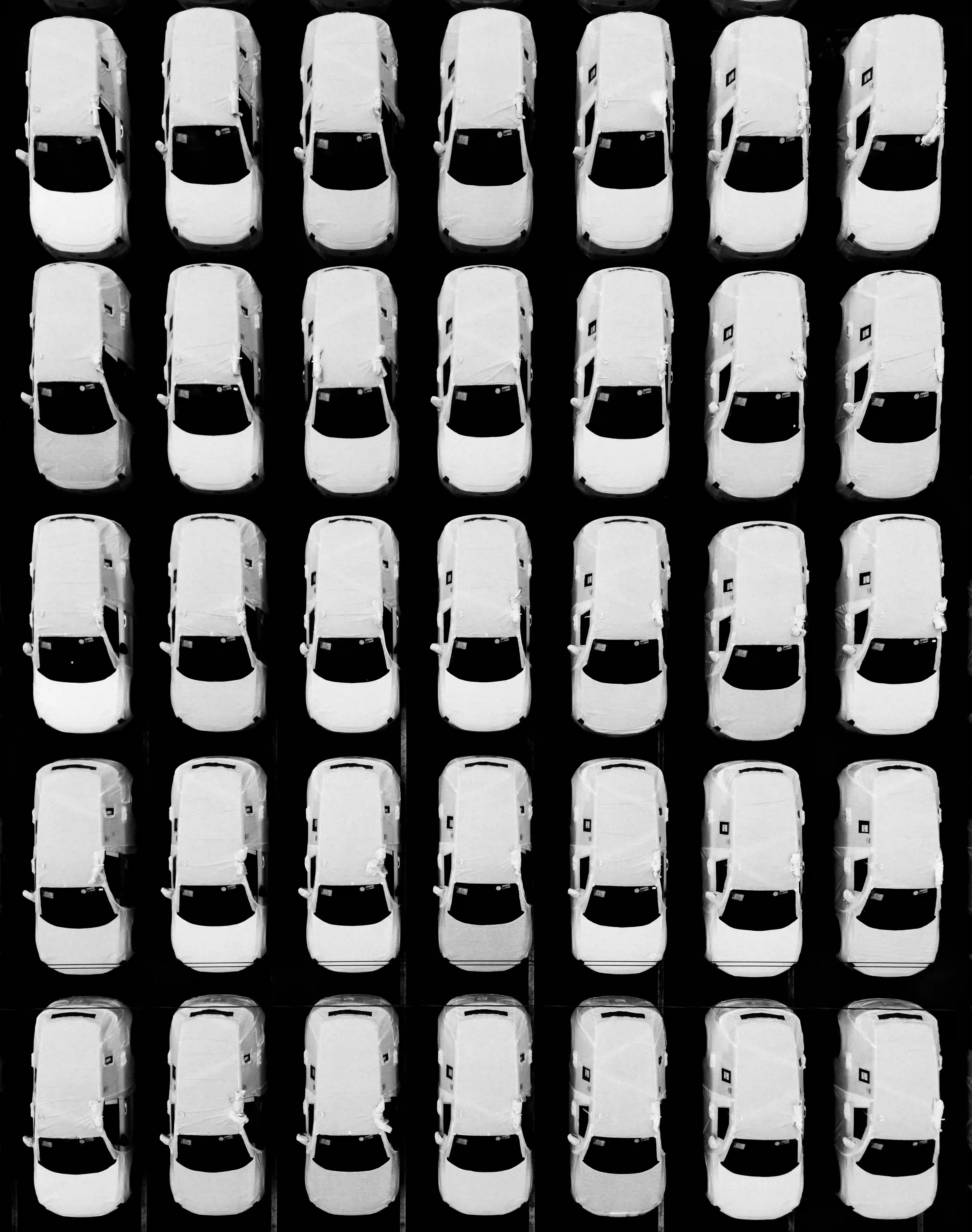 AI Answers Trust Everyone Except the Car Company Itself, by 4.5 to 1