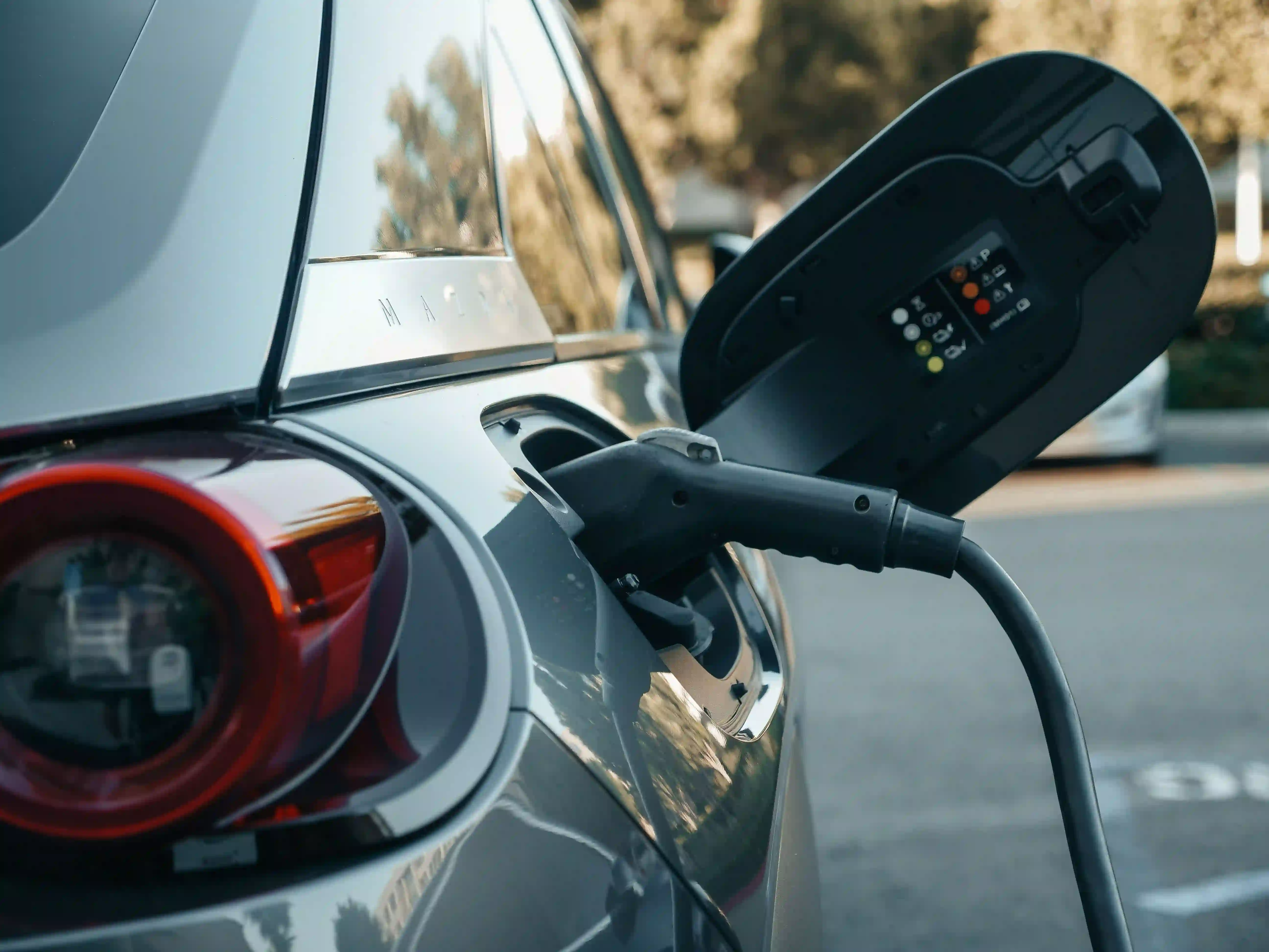 In Japan, Your Plug-in Hybrid Can Power Your House for Nearly Two Weeks