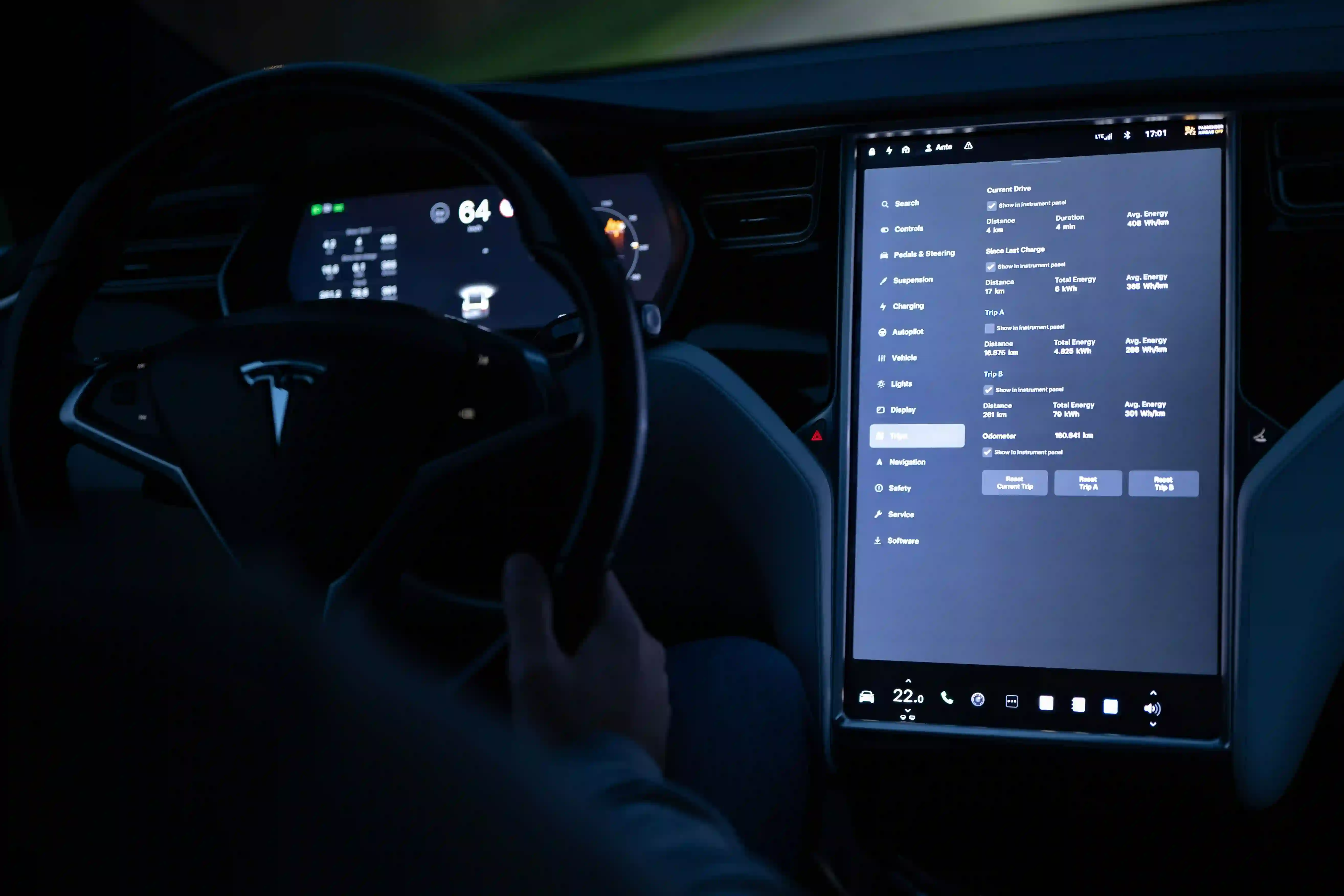 85% of Shoppers Want to Ask AI About Cars. 12% of Dealer Sites Can Actually Answer.